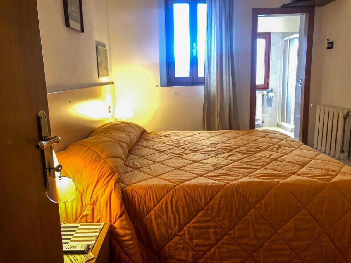 Albergo Ristorante La Torretta Castiglione dei Pepoli Ngoại thất bức ảnh