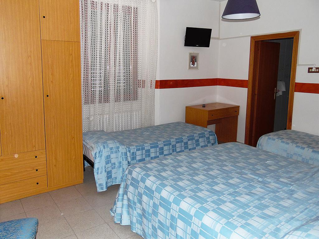 Albergo Ristorante La Torretta Castiglione dei Pepoli Phòng bức ảnh